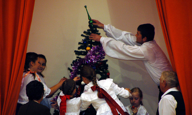 2012. december 27.